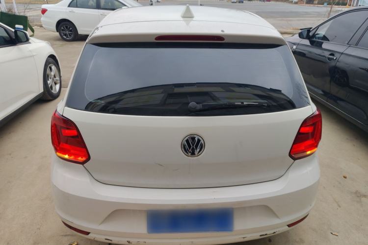 Used Volkswagen Polo 2016 1.4L Manual Fashion Model
