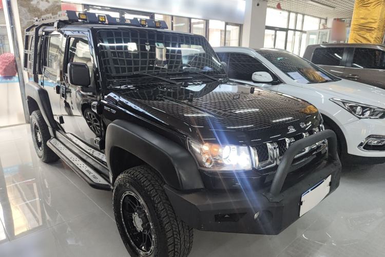 Used BAIC Off-Road BJ40 2016 40L 2.3T Automatic All-Wheel Drive Premium Edition Exterior 1