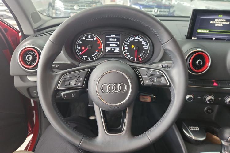 Used Audi A3 2020 Restyled Limousine 35 TFSI Ambition Version China VI
