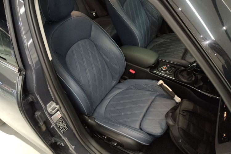 Used MINI Clubman 2021 2.0T COOPER S Right Front Seat