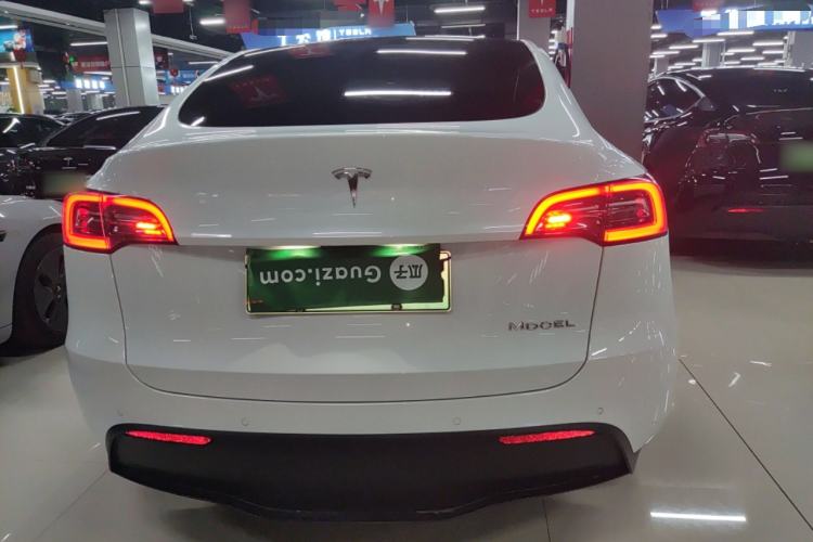 Used Tesla Model Y 2021 Long-Range All-Wheel-Drive Version