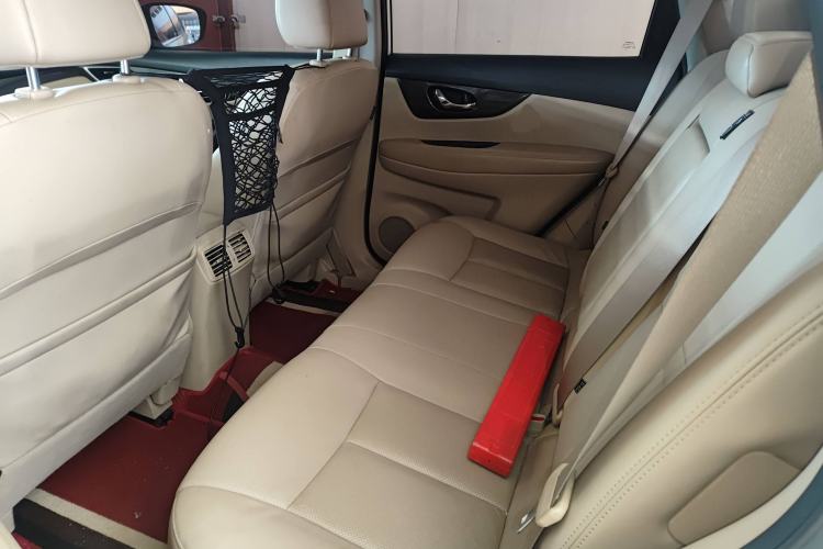 Used Nissan X-Trail 2014 2.5L CVT Luxury Edition 4WD