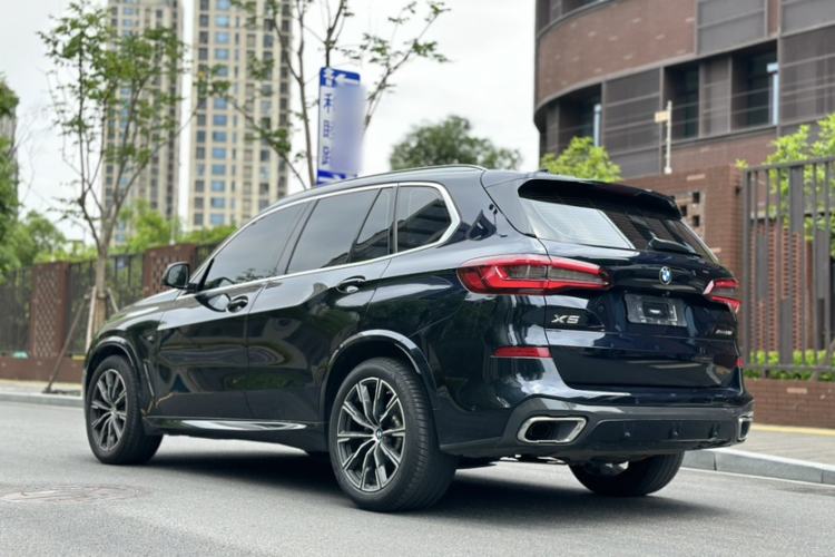 Used BMW X5 2021 Restyled xDrive30i M Sport Package Exterior 3