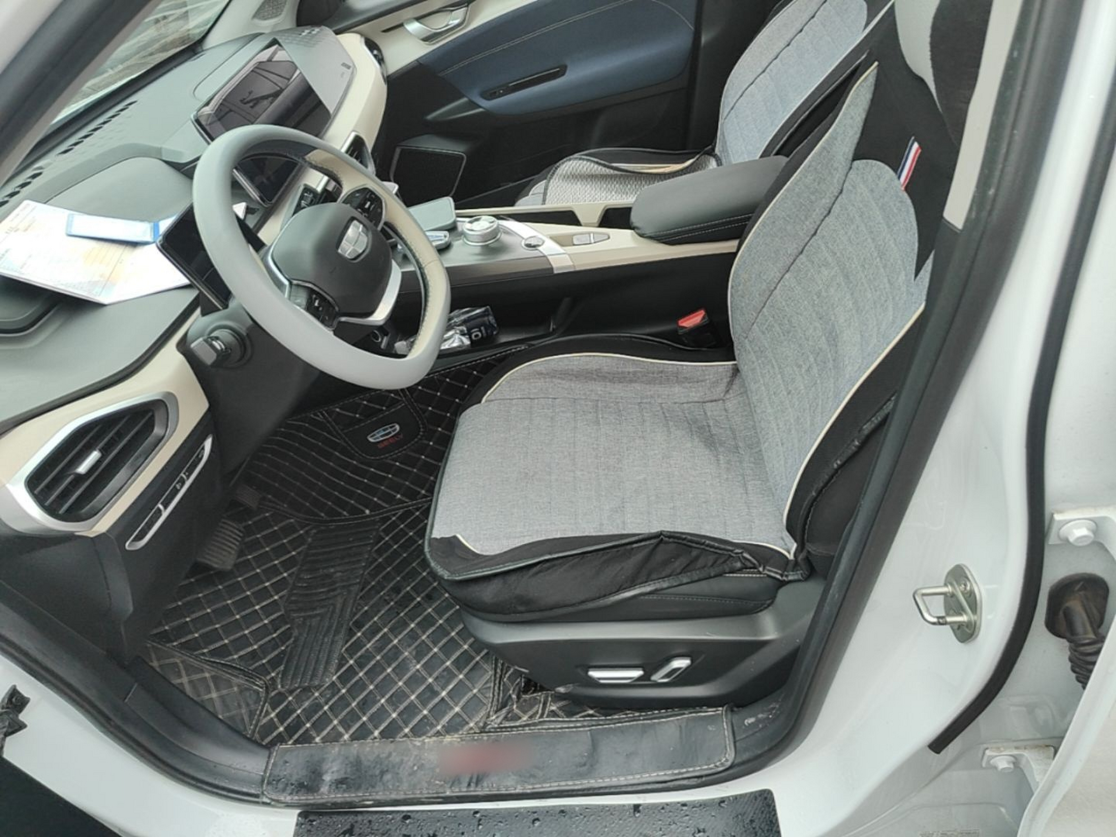 Interior delantero