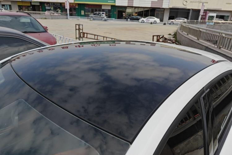 Used CHANGAN UNI-V 2022 1.5T Prestige Version
