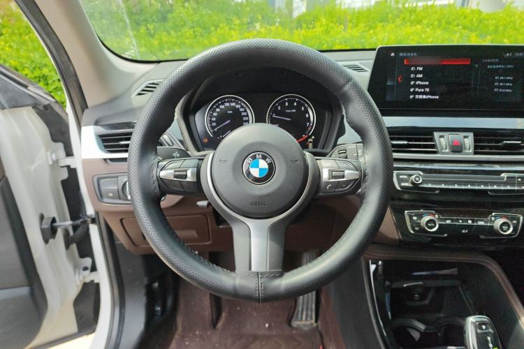 Used BMW X1 2021 sDrive20Li Premium Edition Steering Wheel