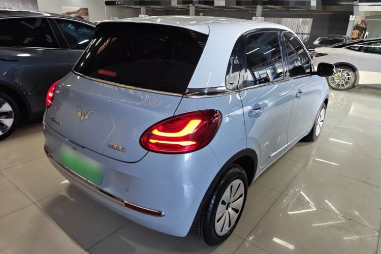 Used Wuling Bingo 2023 410 km Lingxi Deluxe Edition

