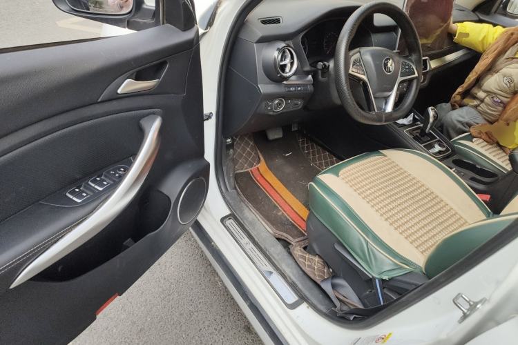 Used BYD Song New Energy 2019 Song DM 1.5TID Smart Connect Premium Model
