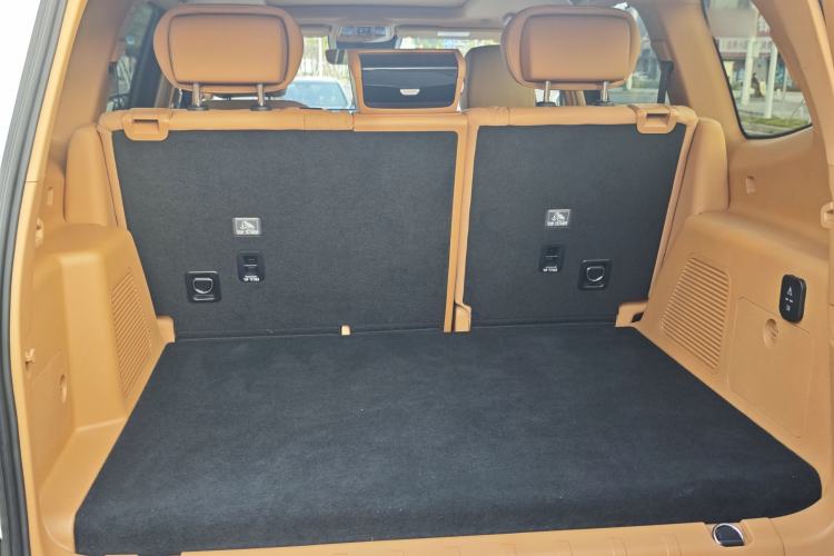 Used Tank 500 New Energy 2024 Hi4-T Interior 4