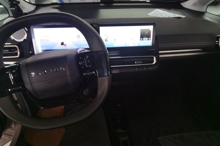 Used Baojun KiWi EV 2023 Smart Luxury Edition Lithium Iron Phosphate Center Console