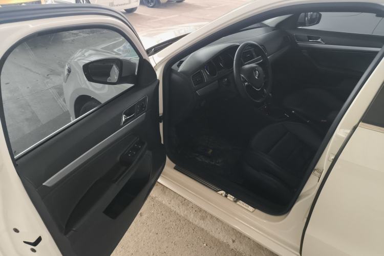 Used Volkswagen Gran Lavida 2015 230TSI DSG Comfort Edition Driver Seat