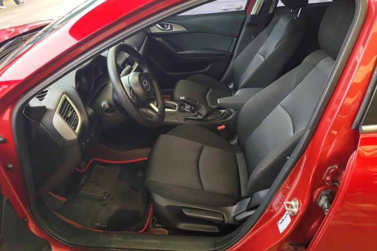 Used Mazda Mazda 3 Axela 2019 Cloud-Controlled Version Sedan 1.5L Automatic Comfort Trim China VI Standard
