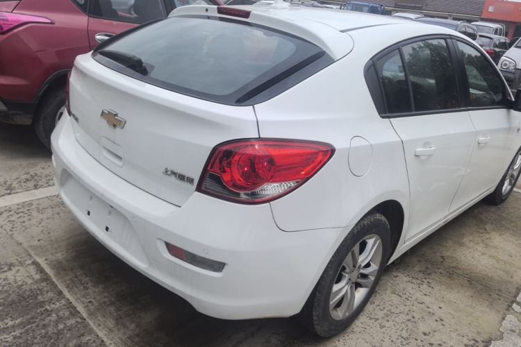 Used Chevrolet Cruze 2013 Hatchback 1.6L Manual Luxury Model Rear Right 45 Deg