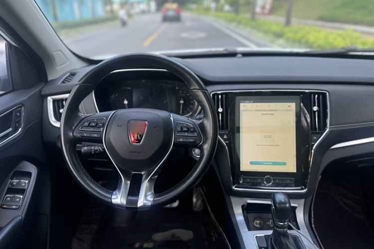 Used Roewe RX5 2018 30T Two-Wheel Drive Automatic Internet Smart Edition