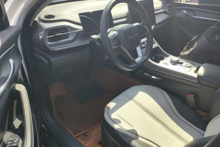 Used BYD Destroyer 05 2024 HONOR Edition DM-i 55KM Luxury Model
