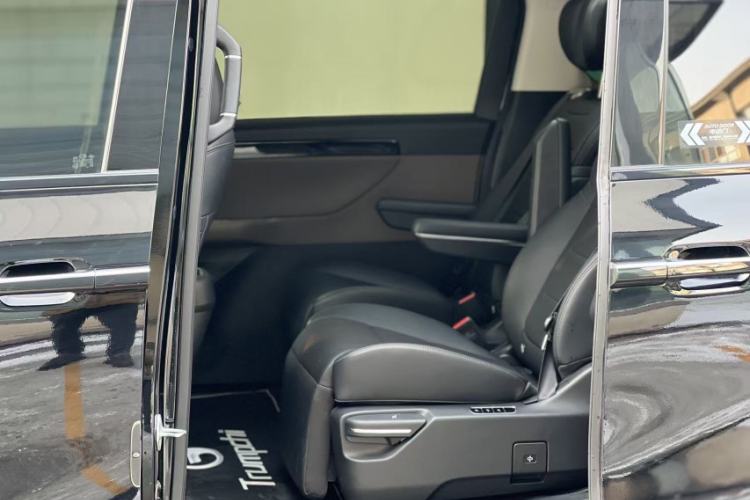 Used GAC Trumpchi Trumpchi E8 2024 Honor Series 2.0L Honor Edition