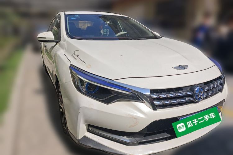 Used Venucia D60 2019 1.6L XL CVT Smart Connect Elite Edition