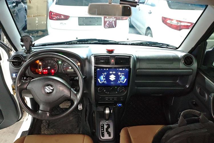 Used Suzuki Jimny 2011 1.3 AT