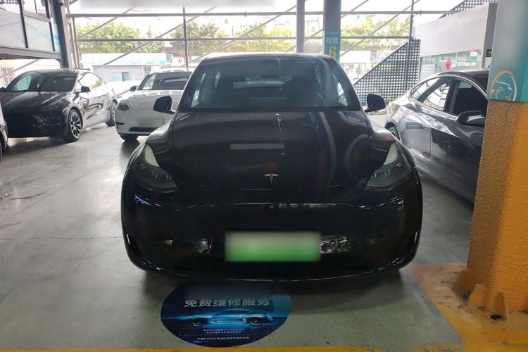 Used Tesla Model Y 2023 Rear-Wheel-Drive Version
