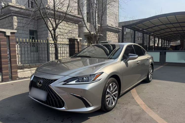 Used Lexus ES 2023 200 Excellence Edition