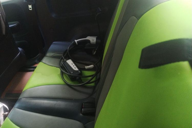 Used Roewe Clever 2021 302 km New Four-Seater Super-Efficient Version