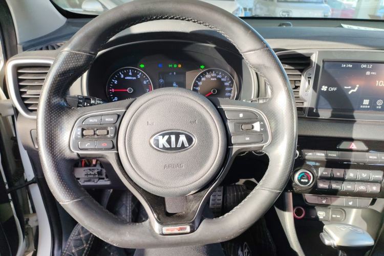 Used Kia KX5 2017 1.6T Automatic Two-Wheel Drive 15th Anniversary Special Edition DLX
