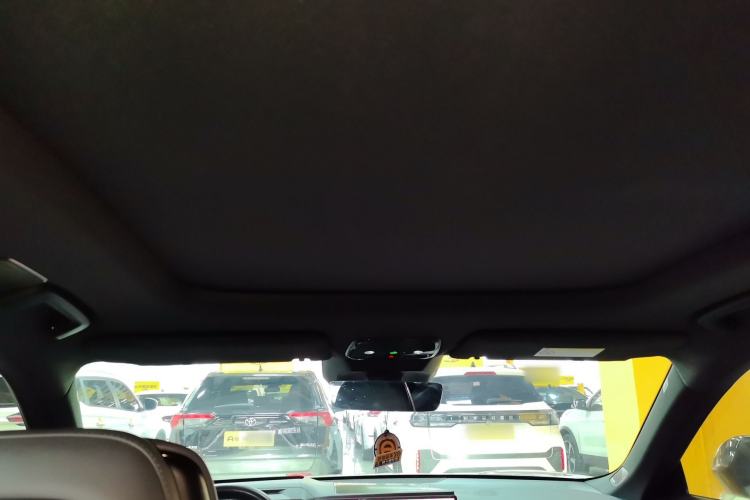 Used Lynk & Co 08 EM-P 2025 120km Long-Range Halo Headliner