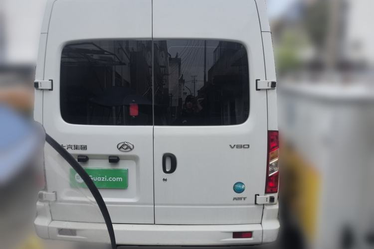 Used SAIC MAXUS Xintu V80 2023 2.0T AMT Classic Aoyuntong Long Wheelbase Mid-Height 6/7/8/9-Seater