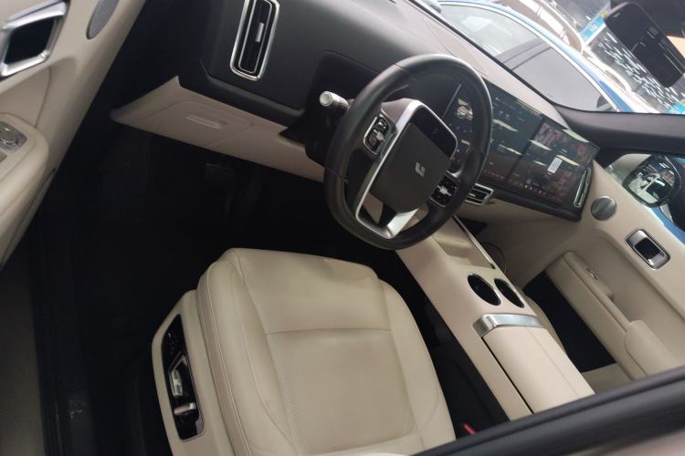 Used Li Auto L9 2022 Max model
