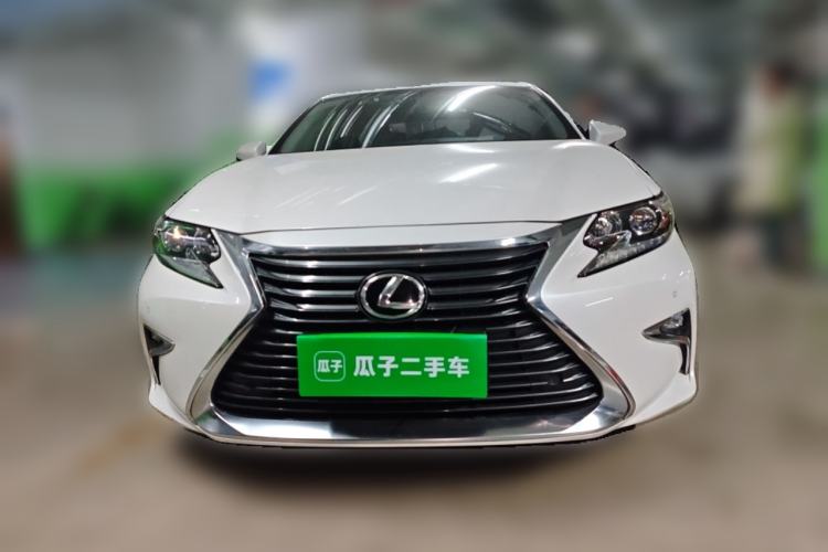 Used Lexus ES 2015 200 Elite Edition
