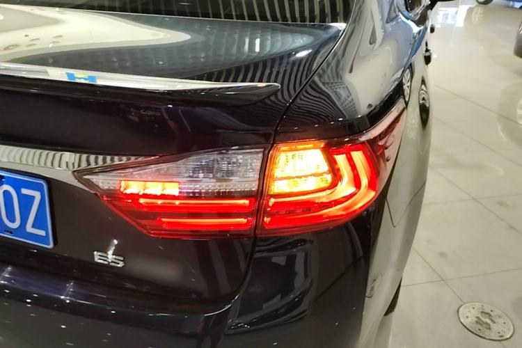 Used Lexus ES 2015 200 Elite Edition
