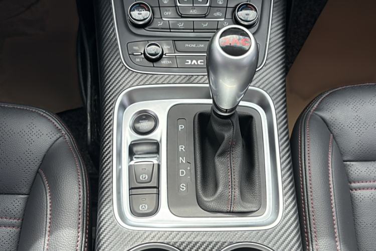 Used JAC Refine S7 2017 2.0T Automatic Luxury Model
