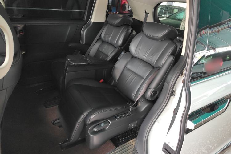 Used Honda Elysion 2016 2.4L Supreme Edition