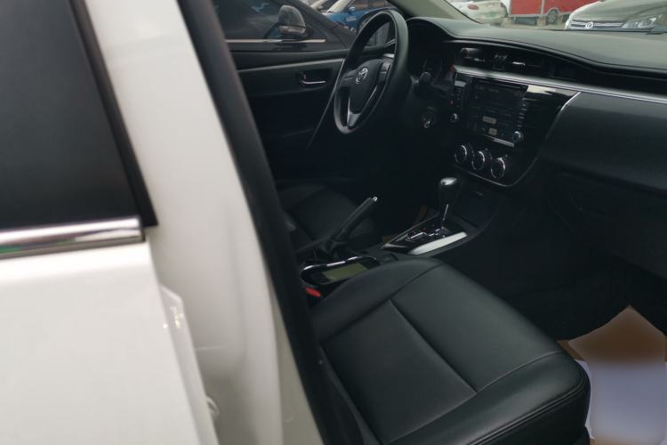 Used Toyota Corolla 2014 1.6L CVT GL-i
