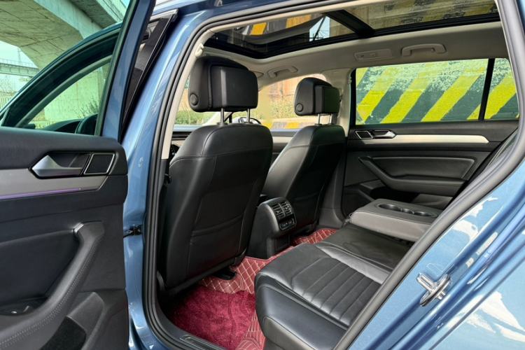 Used Volkswagen Variant New Energy 2019 GTE model