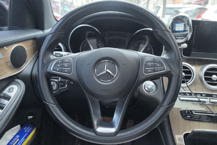 Used Mercedes-Benz GLC Coupe 2017 GLC 260 4MATIC Coupe SUV
