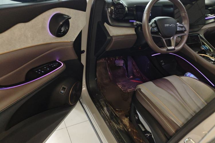 Used BYD Frigate 07 2023 DM-i 100KM Flagship Model Driver Seat