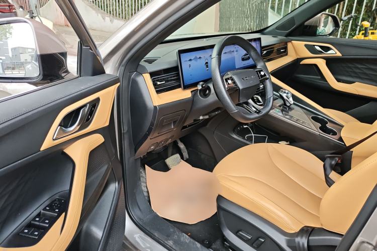 Used Roewe RX5 New Energy 2023 eRX5 Super Hybrid Prestige Edition Driver Seat