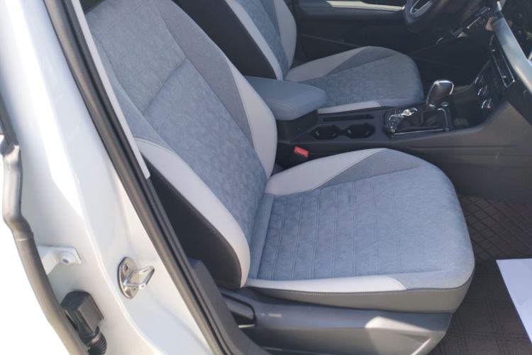 Used Volkswagen Lavida 2023 280TSI DSG Full-Comfort Edition Right Front Seat