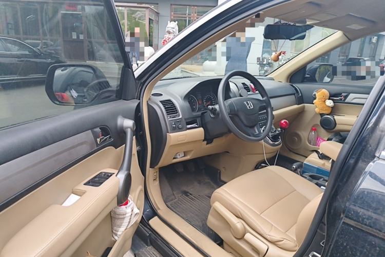 Used Honda CR-V 2010 2.0L manual two-wheel drive urban version
