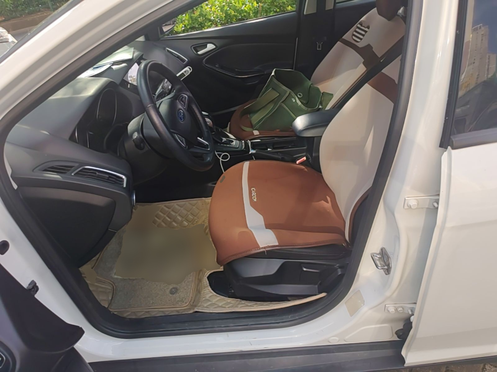 Avant de la voiture