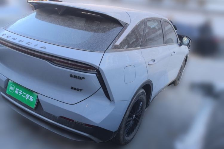 Used Venucia V 2021 260T Idol Edition
