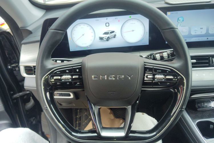 Used Chery Tiggo 8 PRO 2024 Champion Edition 290T Two-Wheel Drive Shining Version 5 Seats Steering Wheel