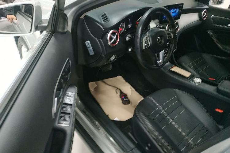 Used Mercedes-Benz GLA 2015 GLA 200
