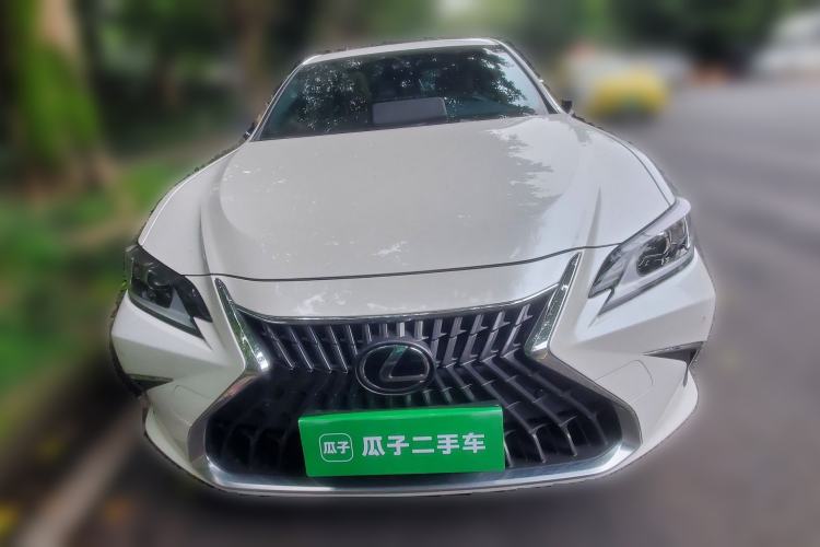 Used Lexus ES 2021 260 Excellence Edition Front