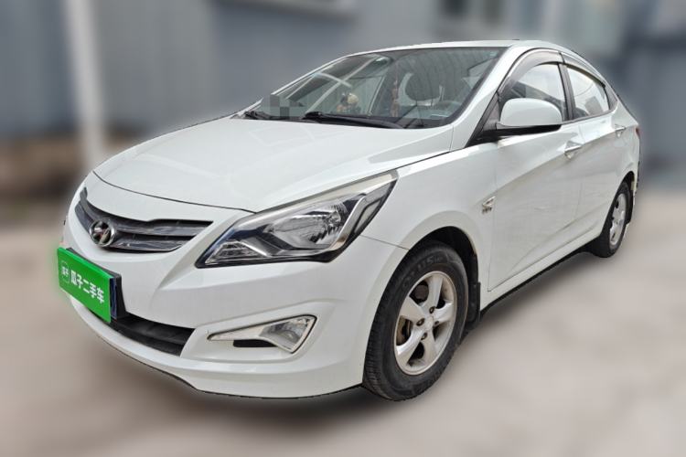 Used Hyundai Verna (older generation) 2014 1.4L Manual Smart GLS Trim