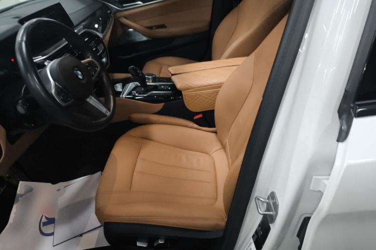 Used BMW 5 Series 2019 530Li Leading Model M Sport Package Left Front Seat