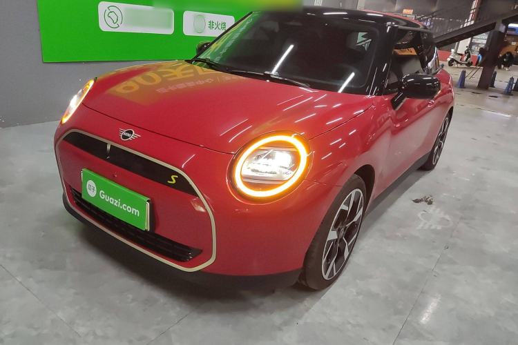 Used MINI Electric COOPER 2024 452km COOPER SE Artist