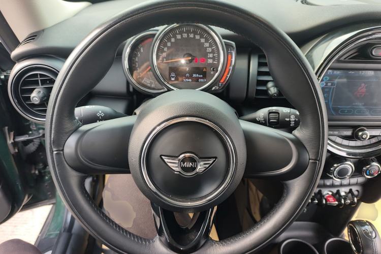 Used MINI MINI 2016 1.2T ONE
