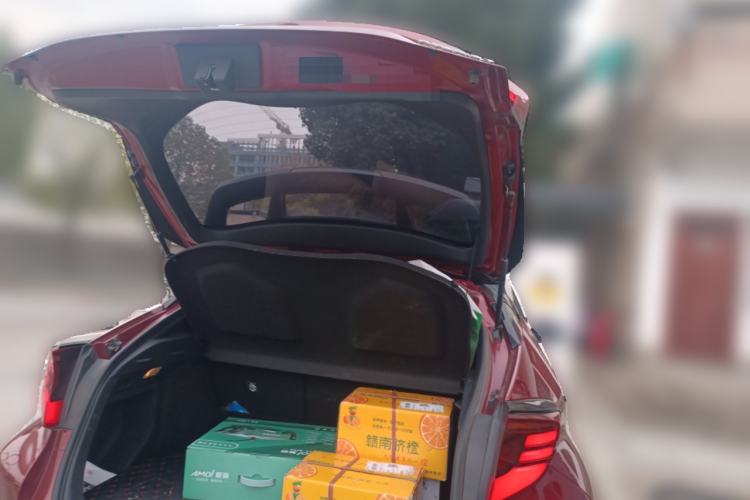 Used Toyota IZOA 2021 Dual-Motor 2.0L Yichi Edition Trunk